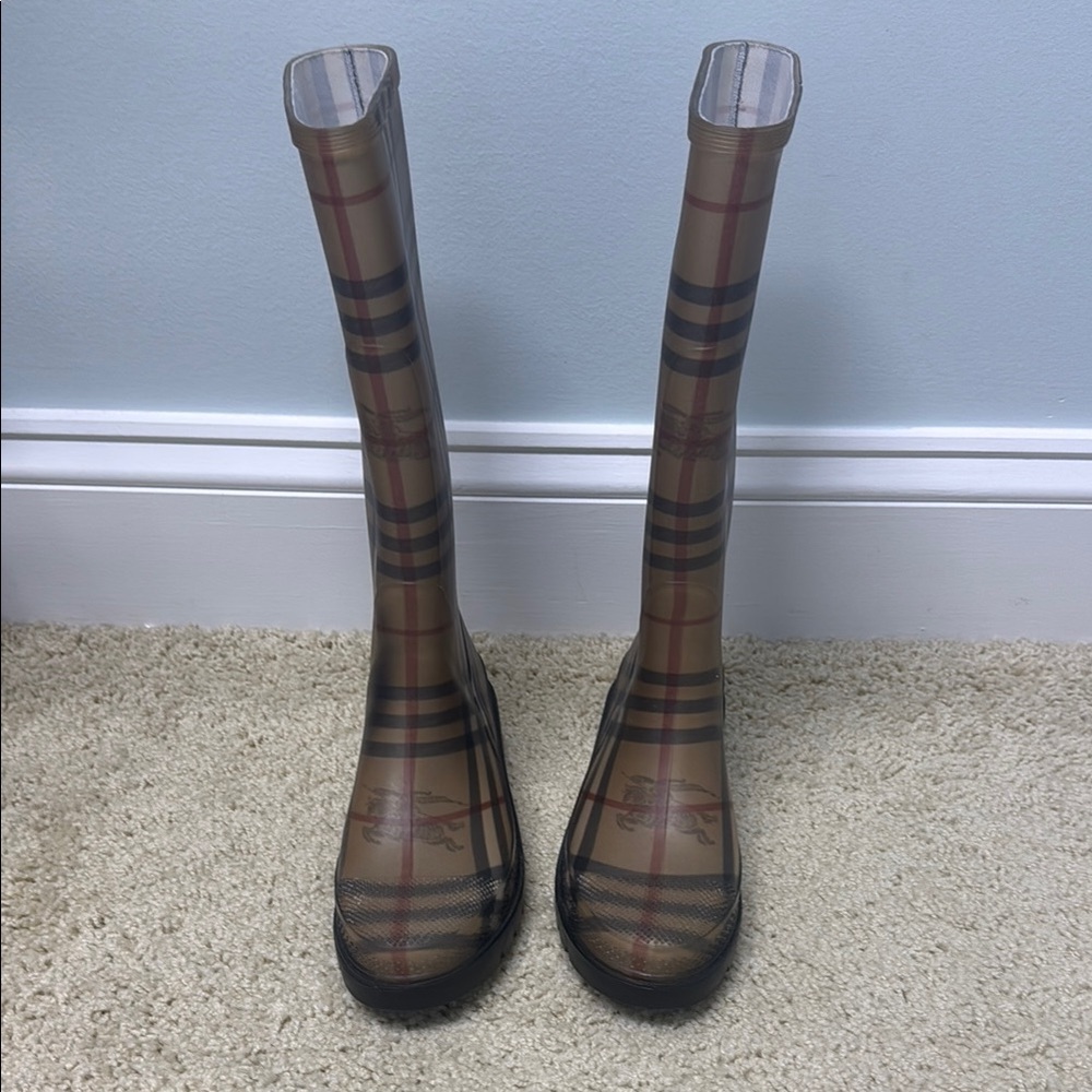 Burberry Plaid Winter Rain Boots - Tan and Black - Picture 2 of 5